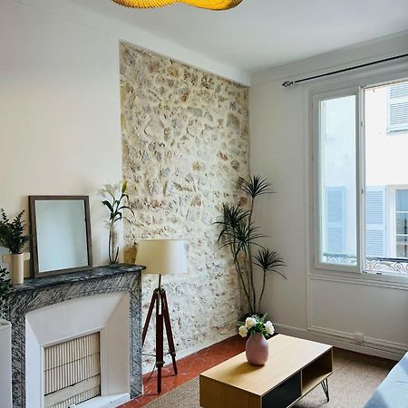 Studio En Plein Coeur Du Vieil Antibes, Vue Sur Place Romantique Exteriér fotografie